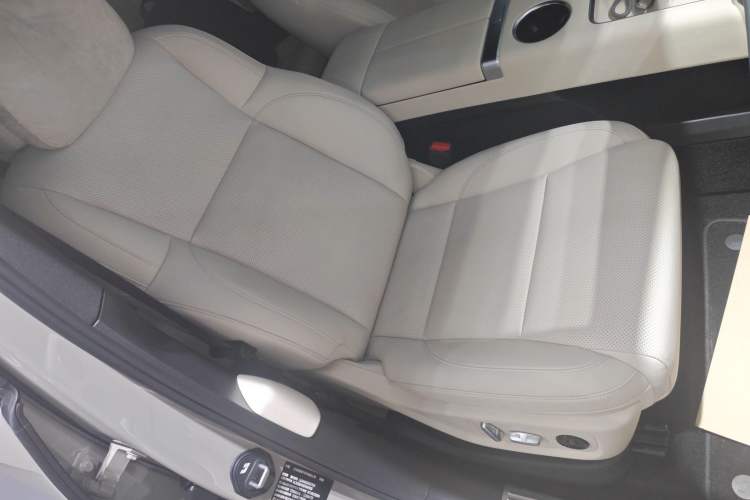 Used Li Auto L6 2024 Pro Model Right Front Seat