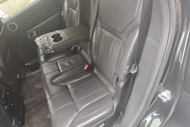 Used Land Rover Discovery 2017 3.0 SC V6 SE