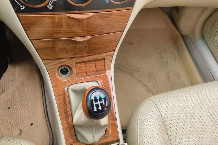 Used BYD F3 2012 Energy-Saving Edition 1.5L Manual Luxury Model