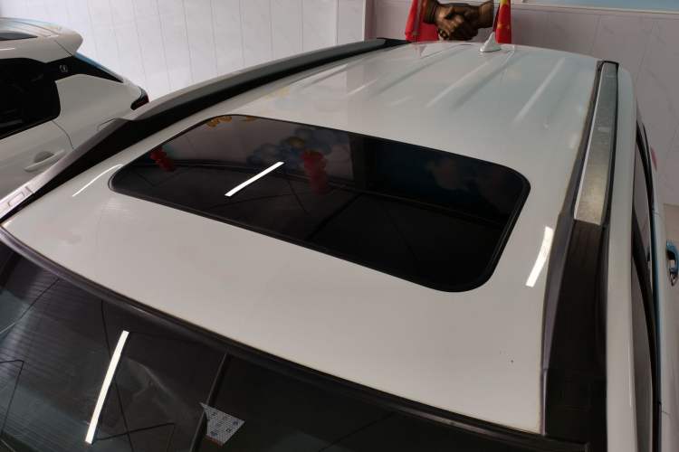 Used Haval M6 2019 1.5T DCT Two-Wheel Drive Elite Version China VI Standard Roof