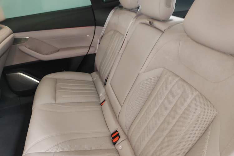 Used ONVO L60 2024 60 kWh Rear-Drive Version Left Rear Seat