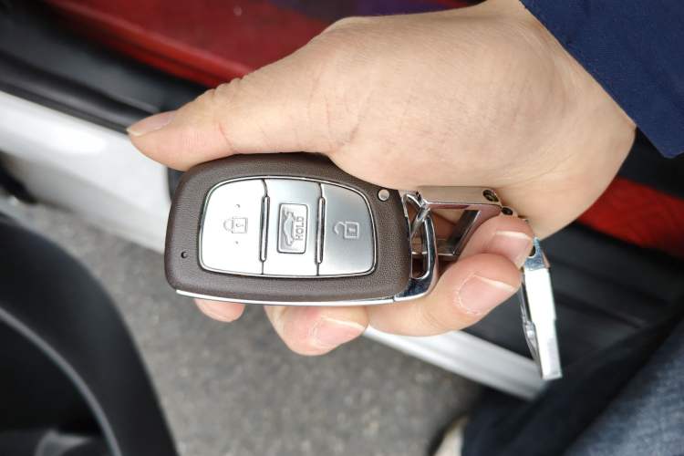 Used Hyundai Mistra 2016 1.8L Automatic Smart GLS