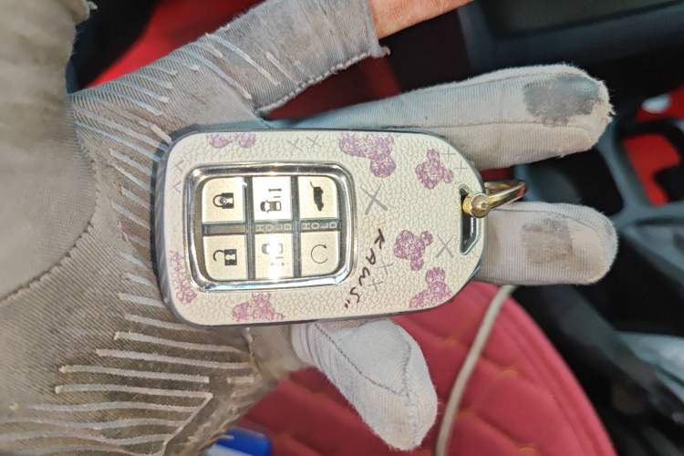 Used Honda Elysion 2022 2.0L eHEV Luxury First Edition Vehicle Key