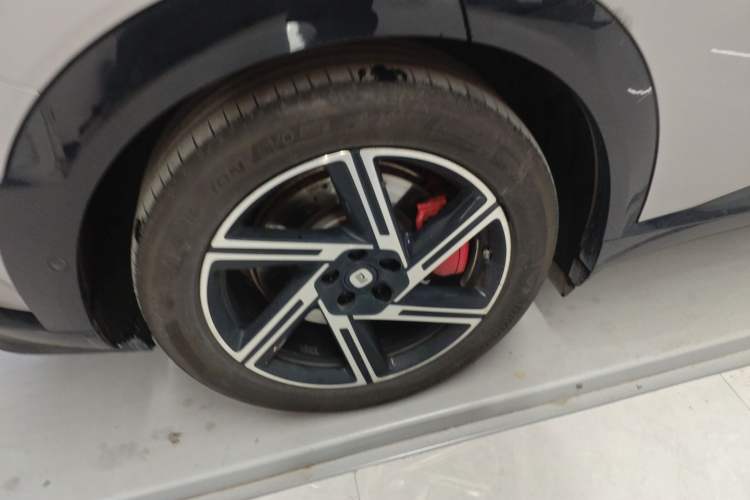 Used Xiaomi Auto YU7 2025 Ultra-Long Range High-Performance All-Wheel-Drive Max Edition