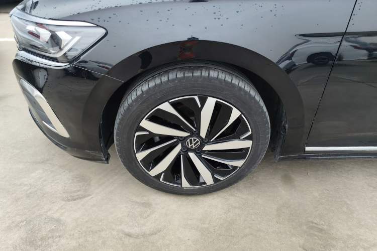 Used Volkswagen Passat 2024 380TSI Elite Edition