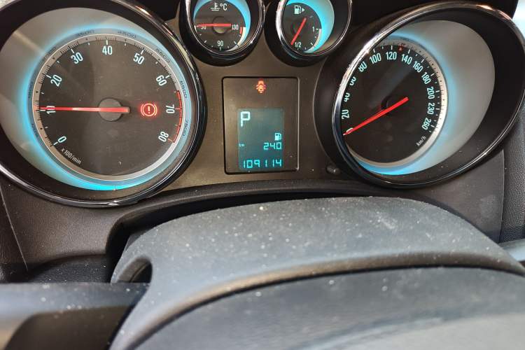 Used Buick GT 2012 XT 1.6L Automatic Fashion Edition