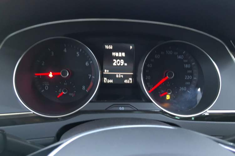 Used Volkswagen Magotan 2018 330TSI DSG Advanced Model
