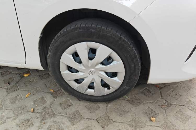 Used Toyota Vios 2019 1.5L Manual Trend Edition Right Front Wheel Hub