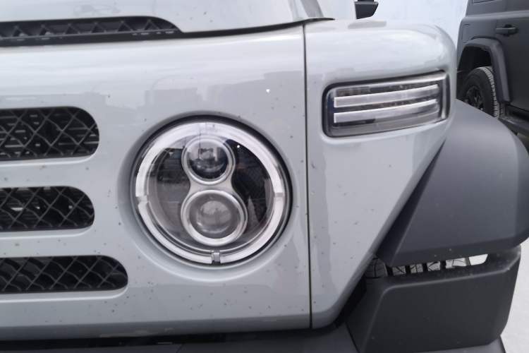 Used 212 T01 2025 Model 2.0T Diesel
