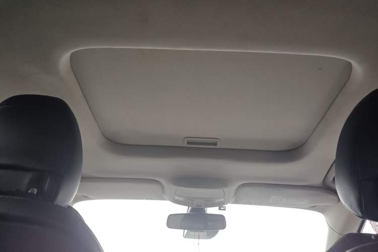 Used Ford Mondeo 2017 EcoBoost 180 Stylish Model Headliner