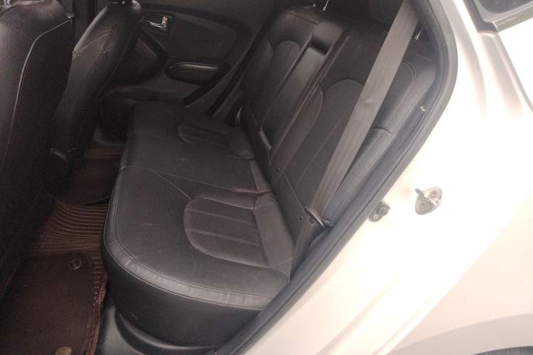 Used Hyundai ix35 2012 2.0L Automatic Two-Wheel Drive Elite Edition GLS