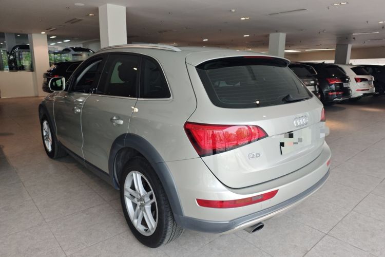 Used Audi Q5 2017 Plus 40 TFSI Technology Model
