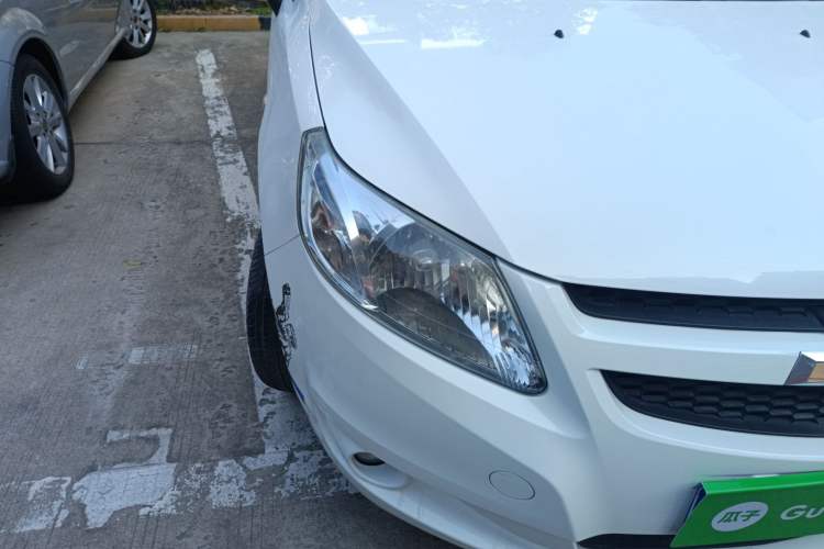 Used Chevrolet Sail 2013 Sedan 1.4L Manual - Youyi Happiness Edition
