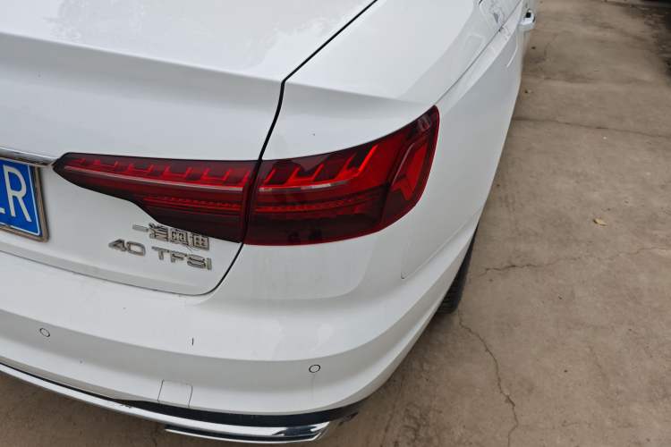 Used Audi A4L 2020 40 TFSI Fashionable and Elegant Model