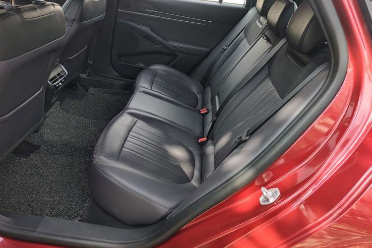 Used Ford Mondeo 2023 EcoBoost 245 Ultimate Model Left Rear Seat