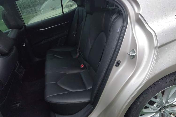 Used Toyota Camry 2019 2.5G Luxury Edition China VI Standard Left Rear Seat