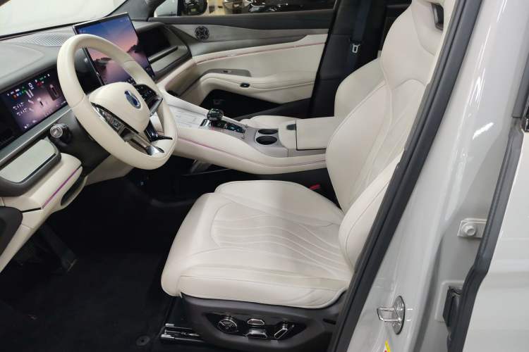 Used Denza N7 2024 630 All-Wheel Drive Intelligent Driving Max Edition
