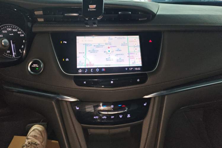 Used Cadillac XT5 2021 28T Luxury Model
