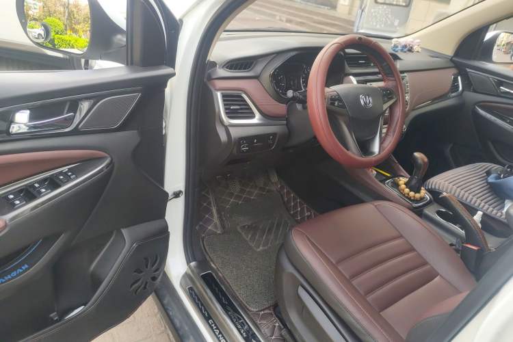 Used CHANGAN Lingxuan 2017 1.6L Manual Happiness Edition Driver Seat