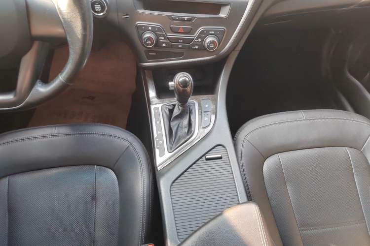 Used Kia K5 2012 2.0L Automatic DLX