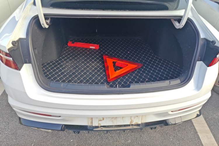 Used Geely Auto Preface 2023 1.5TD Kunlun Edition Trunk