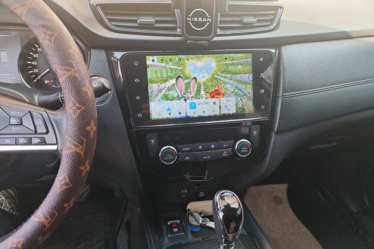 Used Nissan X-Trail 2021 2.0L CVT 2WD XL ITS Comfort Commemorative Edition Audio And AC Panel