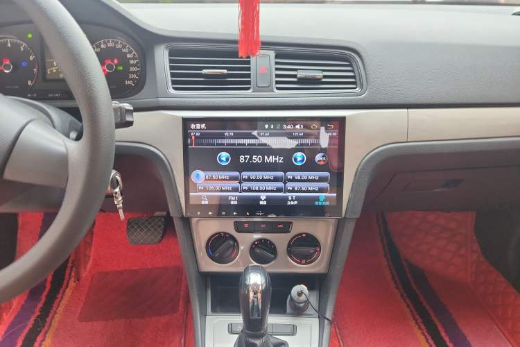 Used Volkswagen Lavida 2017 1.6L Automatic Comfort Edition
