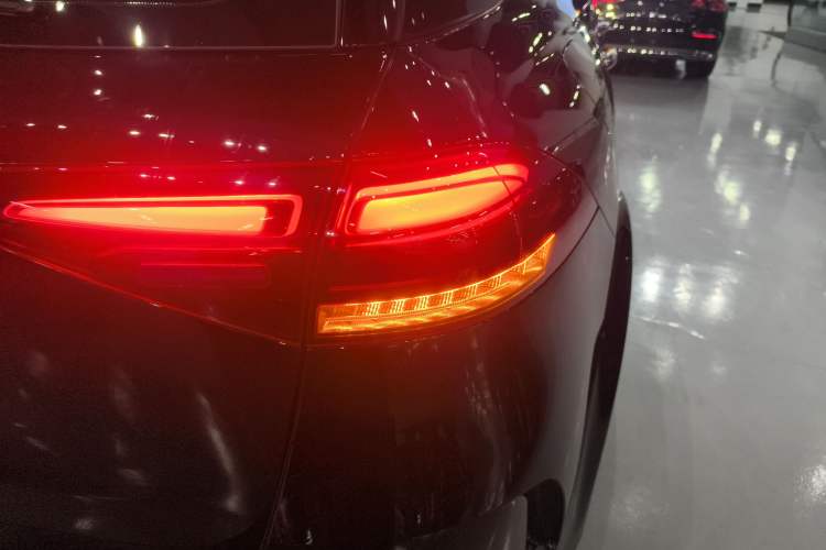 Used Mercedes-Benz GLE 2024 GLE 450 4MATIC Luxury Model