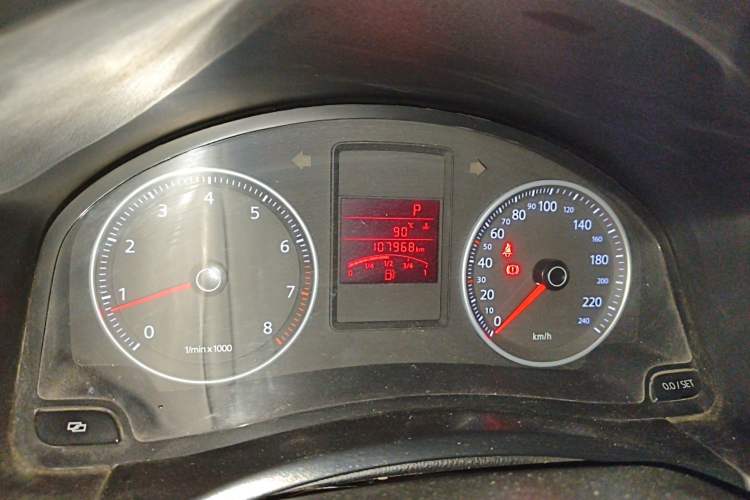 Used Volkswagen Bora 2012 1.6L Automatic Fashion Edition
