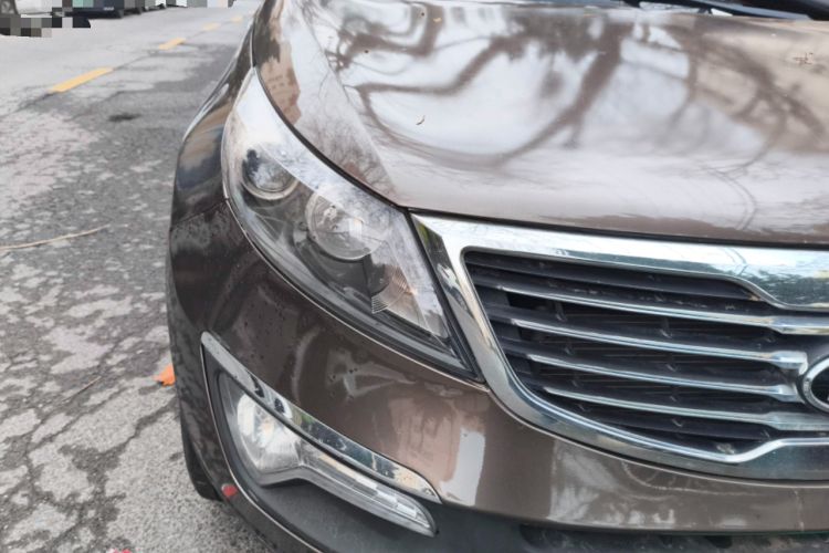 Used Kia Sportage R 2012 2.0L Automatic Two-Wheel Drive GLS Right Front Headlight