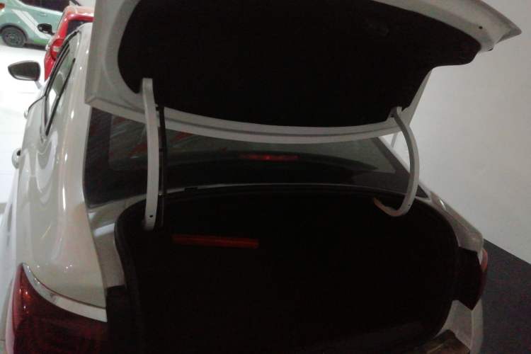 Used Citroen C4 Sega 2018 1.6L Automatic Luxury Model