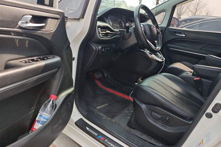 Used GAC Trumpchi M6 2019 270T Automatic Luxury Edition (7-seater) China V Standard Driver Seat