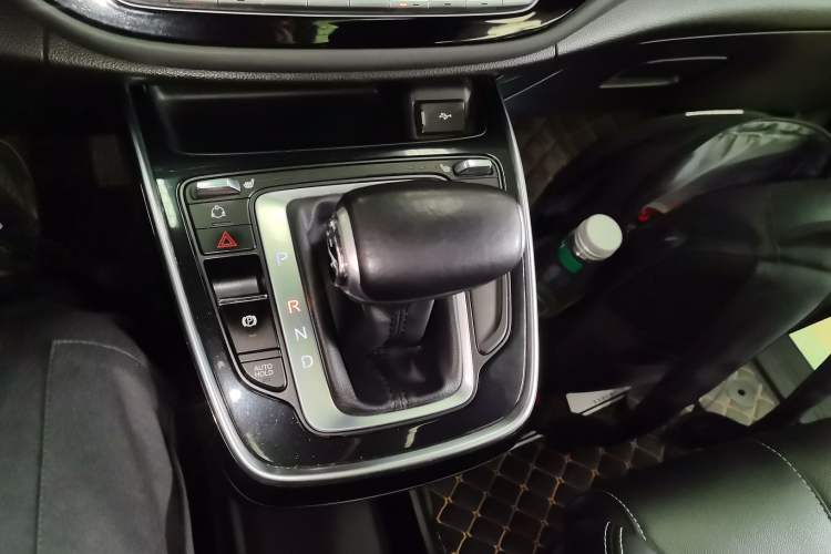 Used GAC Trumpchi M6 2021 270T DCT Luxury Edition (7-seater)
