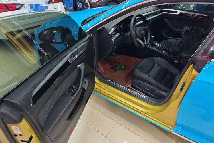 Used Volkswagen FAW-Volkswagen CC 2021 380TSI Striking Edition Driver Seat