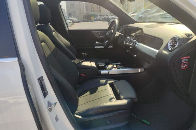 Used Mercedes-Benz GLB 2021 GLB 200 Fashion Model