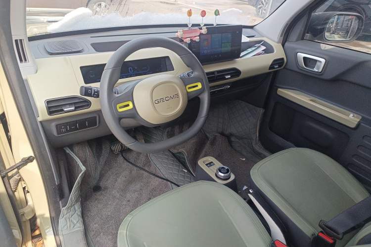 Used Geely Galaxy Panda 2024 200km Panda Rider
