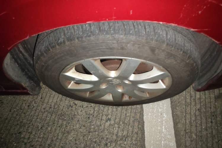 Used Peugeot 308 2013 1.6L Automatic YouShang Model Right Front Wheel Hub