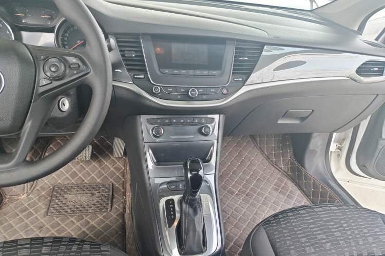 Used Buick Verano 2016 Hatchback 15S Automatic Ambition Model