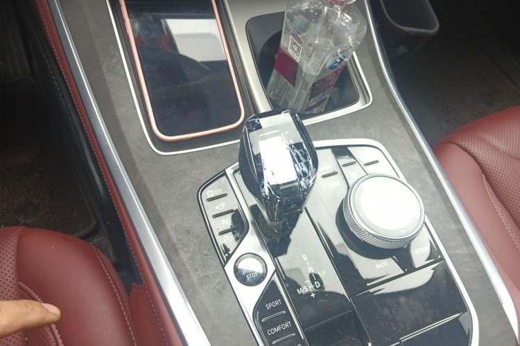 Used BMW X5 2022 xDrive 30Li Luxury M Sport Package
