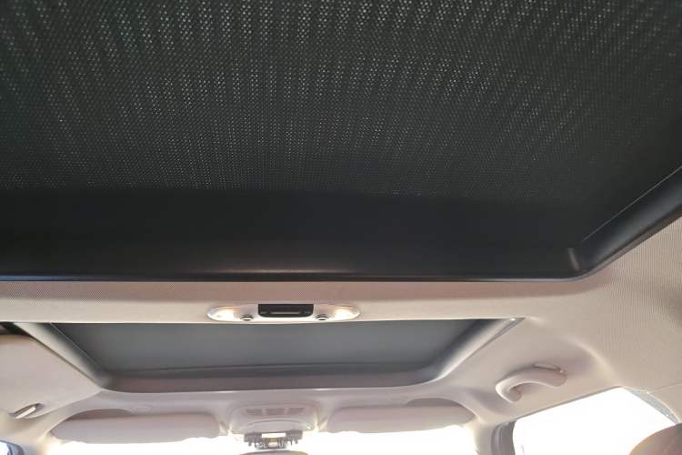 Used MINI 2016 1.2T ONE Five-Door Edition Headliner