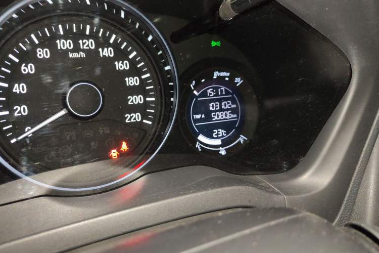 Used Honda Vezel 2020 1.5L CVT Pioneer Edition
