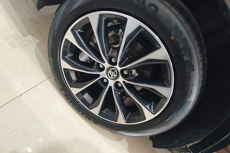 Used Toyota Avalon 2022 2.5L Luxury Edition Exterior 5