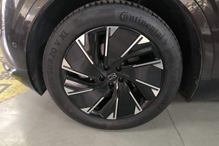 Used Avatr 07 2024 Max Extended-Range Edition
