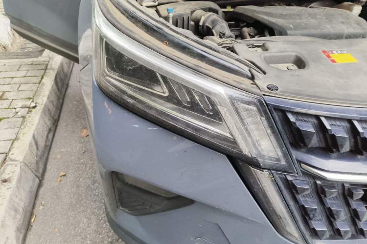Used Wuling Asta 2021 1.5T CVT Starlight Edition Right Front Headlight