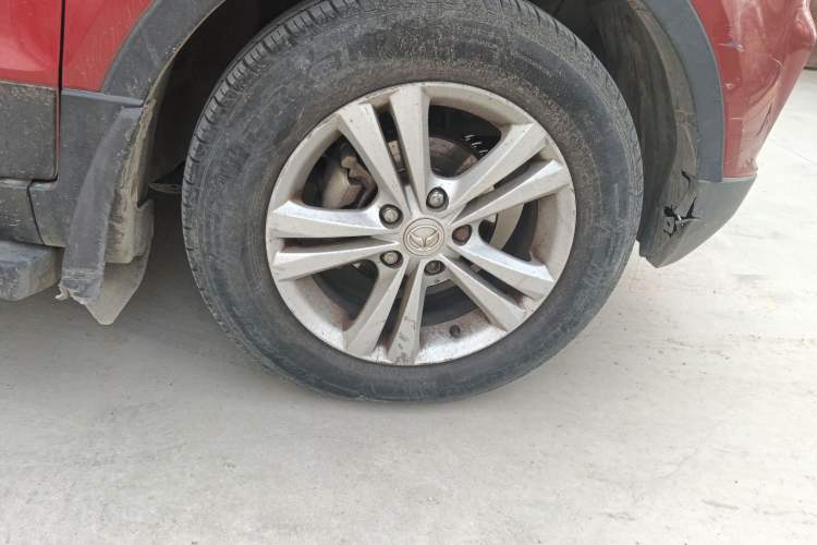 Used HYOSOW S3 2014 1.5L Comfort Version China IV Emission Standard
