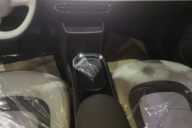 Used JAC Yiwei 3 2025 330km Trendy Delight Version