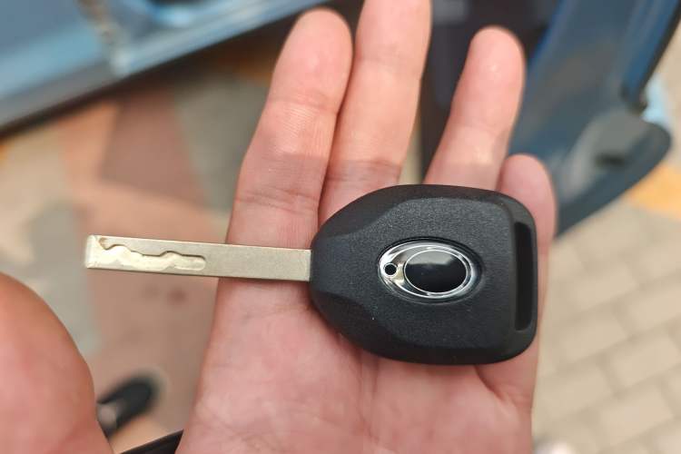 Used ORA Black Cat 2019 351 km Family Edition Vehicle Key