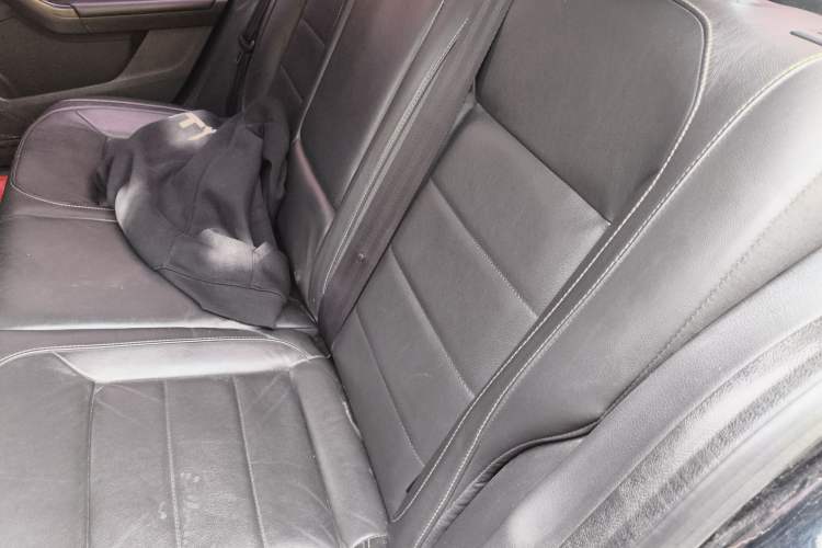 Used Volkswagen Lavida 2015 1.6L Manual Comfort Edition