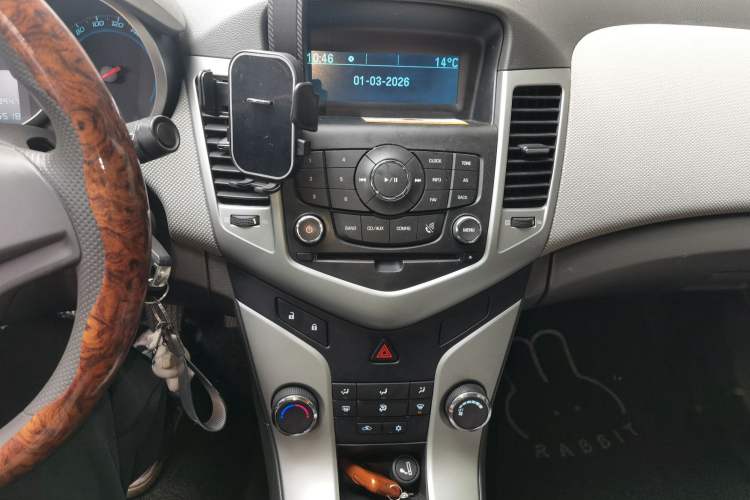 Used Chevrolet Cruze 2013 1.6L SE MT
