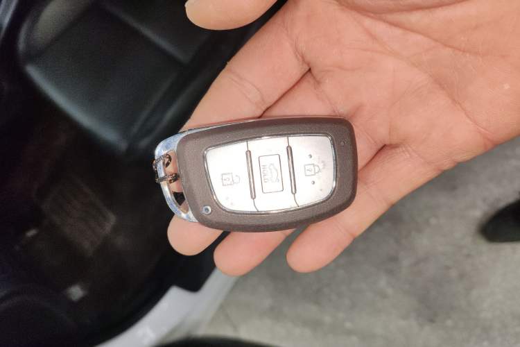 Used Hyundai Mistra 2017 1.8L Automatic Deluxe DLX Model China V Emission Standard